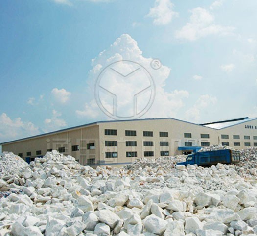 通用礦山機(jī)器重質(zhì)碳酸鈣應(yīng)該選用哪種磨粉機(jī)？