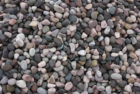 河北濰坊時產(chǎn)400噸鵝卵石破碎生產(chǎn)線