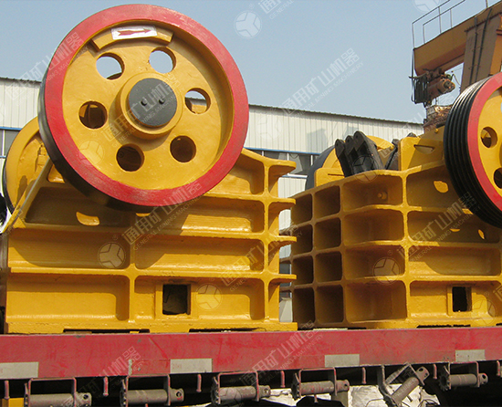 湖北黃岡時(shí)產(chǎn)150噸青石破碎生產(chǎn)線