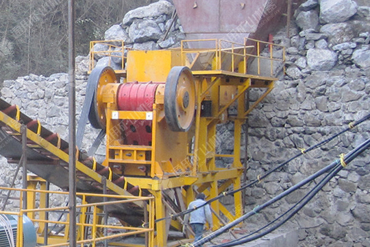 顎式破碎機(jī)